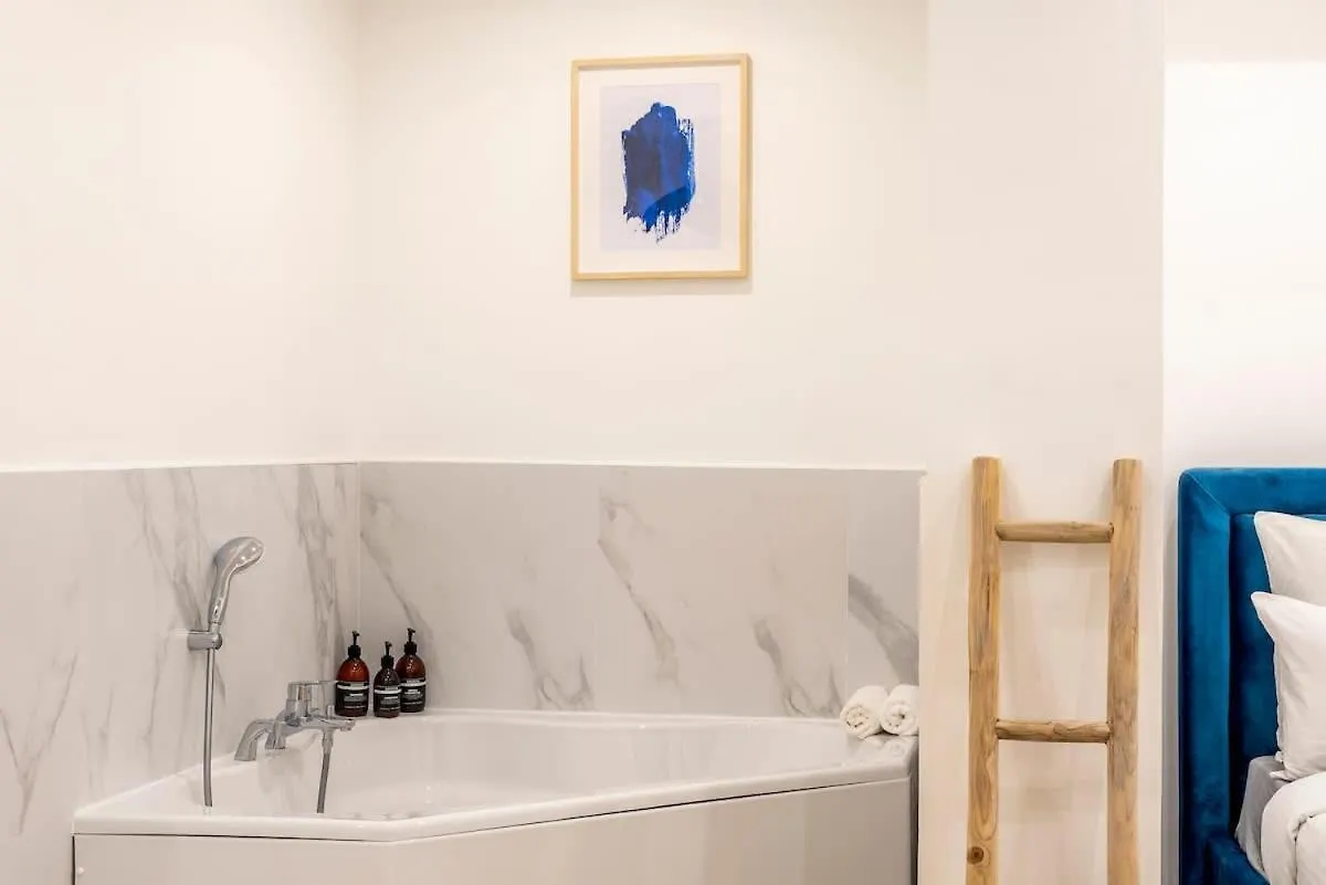 Keyz - Central 2 Bedrooms Near The Picasso Museum Parijs 0*,  Frankrijk